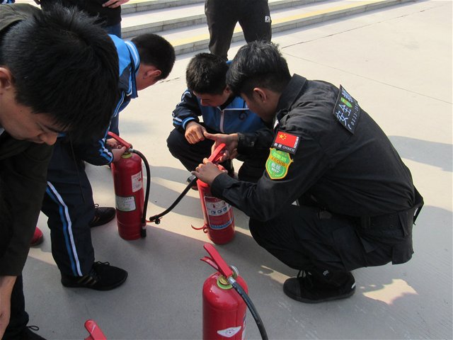 市特教中心多措并舉做實(shí)學(xué)校消防安全工作